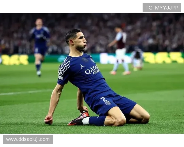 心系老东家 阿什拉夫亲临西班牙国家德比现场为队友助威 心系老东家 阿什拉夫亲临西班牙国家德比现场为队友助威