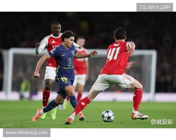 马竞客战贝蒂斯阿尔瓦雷斯巴埃纳出战安东尼首发引关注